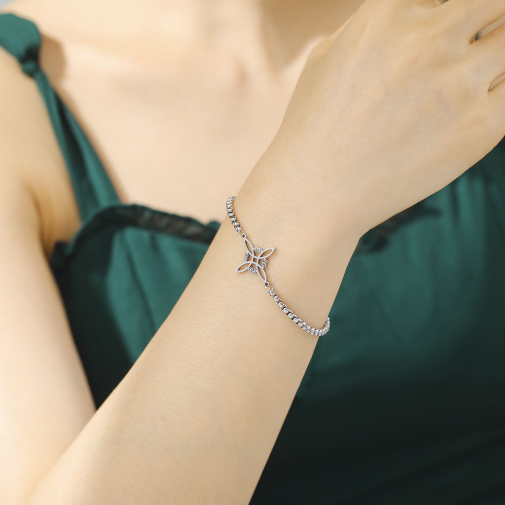 Korean Popular Witch’s Knot Bracelet, Stainless Steel Box Chain Bracelet with S-Shape Double Hole Charm, Wholesale Adjustable Daily Jewelry